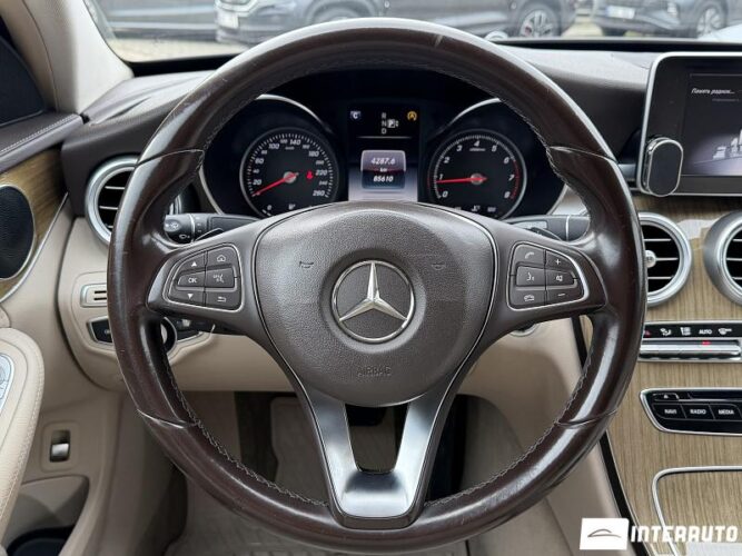 Mercedes C 180 39 mercedes C 180 2014