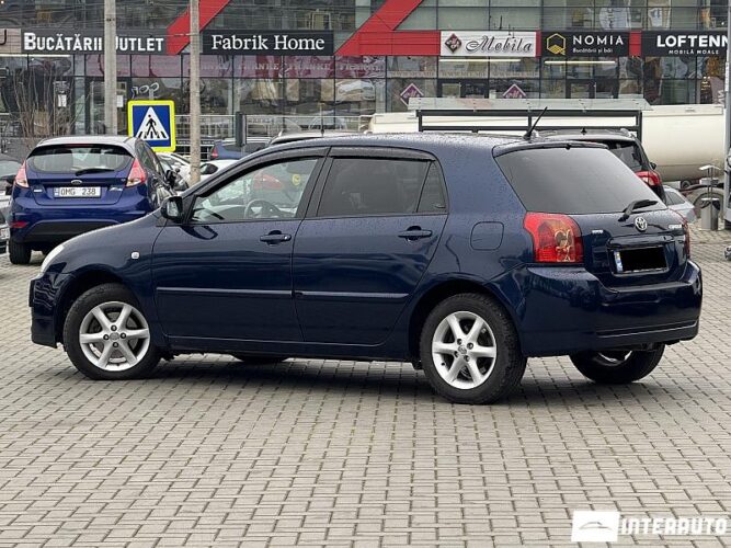 toyota Corolla 2004
