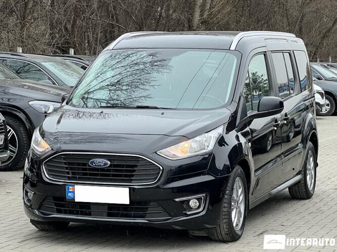 Ford Tourneo Connect 2019 doar la InterAuto