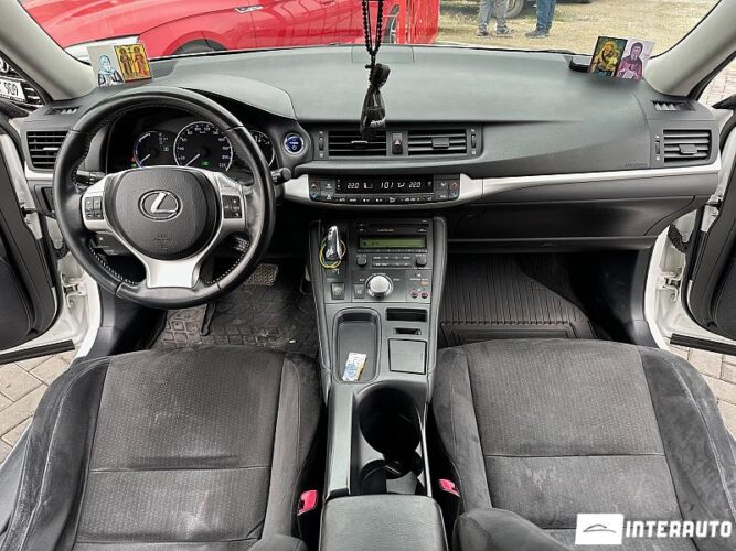 lexus CT 200h 2012