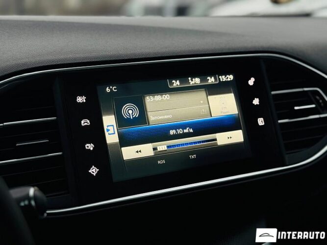 Peugeot 308 37 peugeot 308 2015