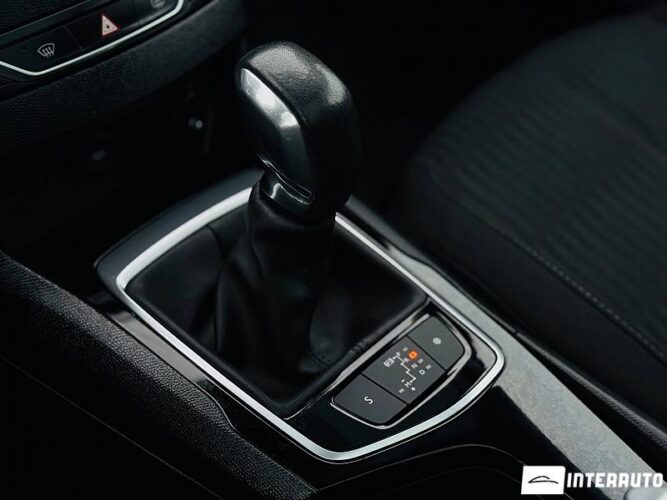 Peugeot 308 40 peugeot 308 2015