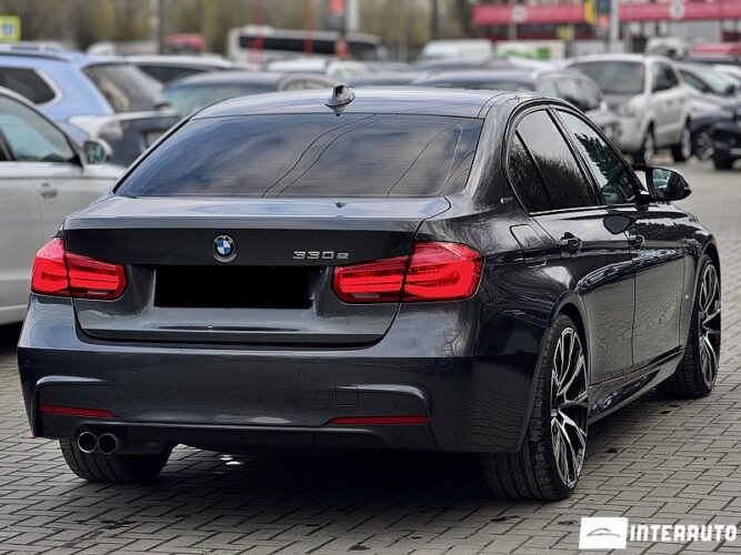 bmw 330E 2016