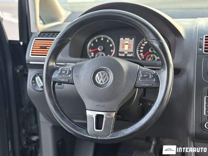 volkswagen Touran 2011