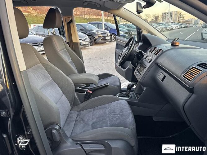 volkswagen Touran 2011