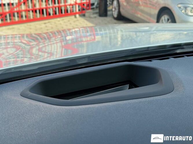 BMW 530e 37 bmw 530e 2018