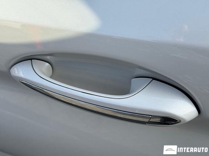 BMW 530e 44 bmw 530e 2018