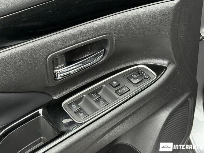 mitsubishi Outlander 2018