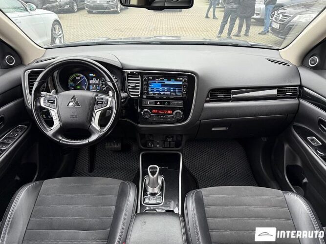 mitsubishi Outlander 2018