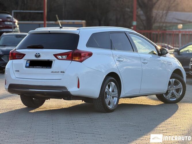 toyota Auris 2014