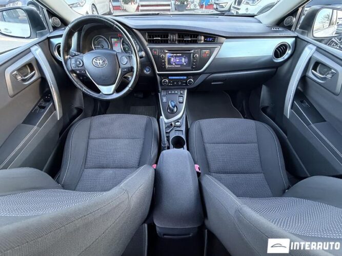 toyota Auris 2014