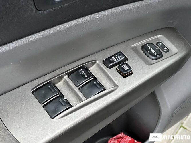 Toyota Prius 41 toyota Prius 2007