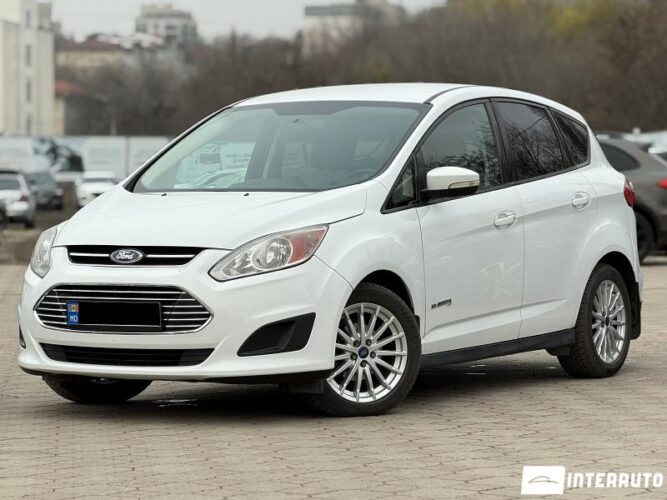 Ford C-MAX 2015 doar la InterAuto