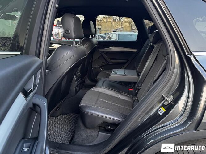 Audi Q5 33 audi Q5 2020