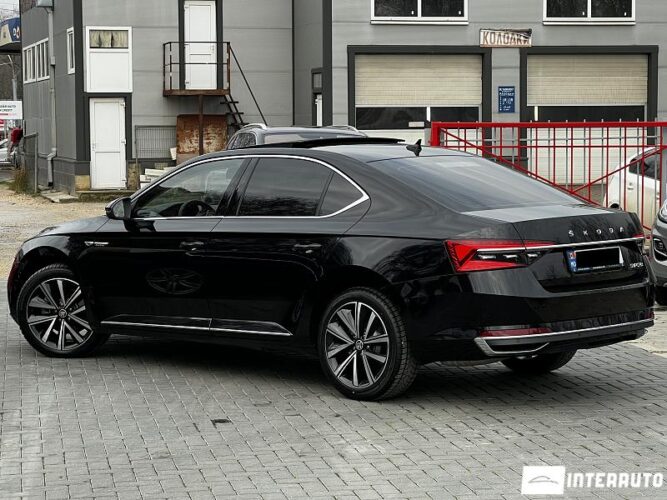 skoda Superb 2025