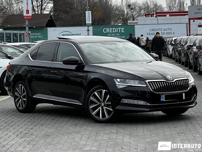 skoda Superb 2025