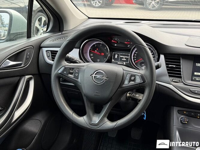 opel Astra 2017