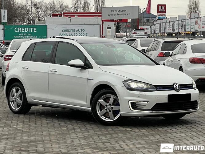 Volkswagen Golf GTE 2014 doar la InterAuto