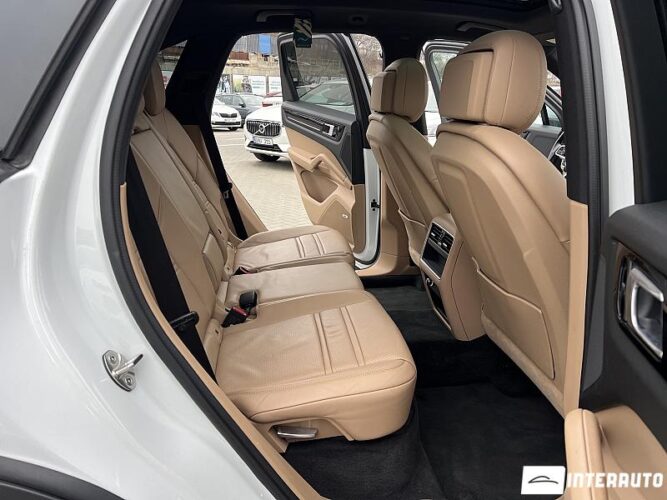 porsche Cayenne 2018