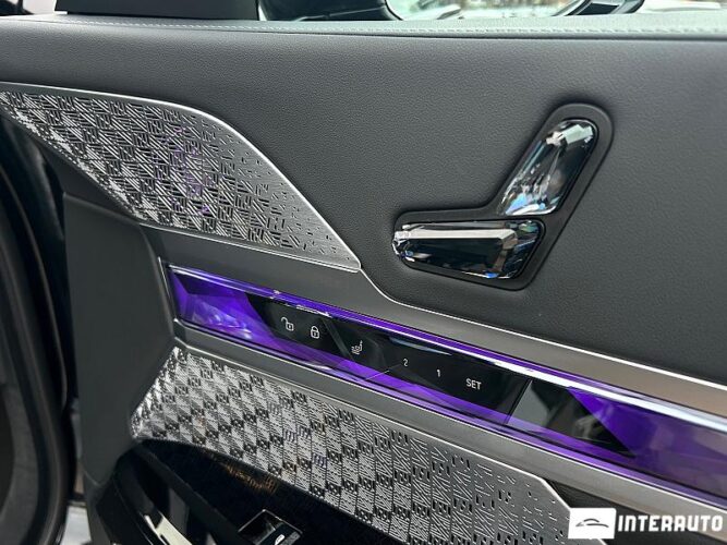 bmw 750e XDrive 2023