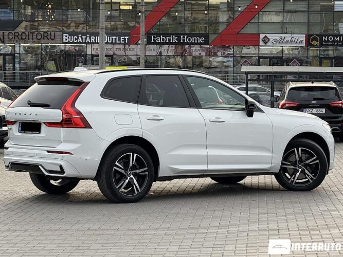 volvo XC 60 2022