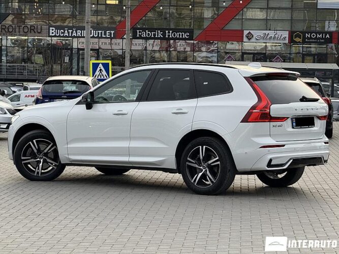 volvo XC 60 2022