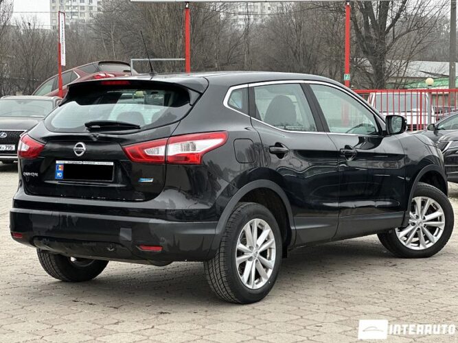 nissan Qashqai 2015