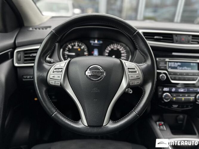 nissan Qashqai 2015