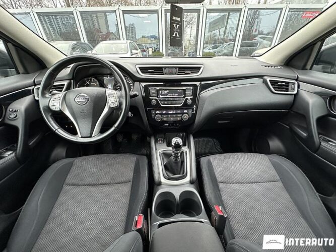 nissan Qashqai 2015