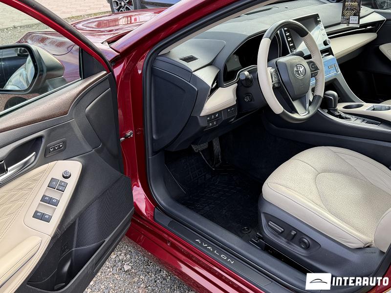 toyota Avalon 2020
