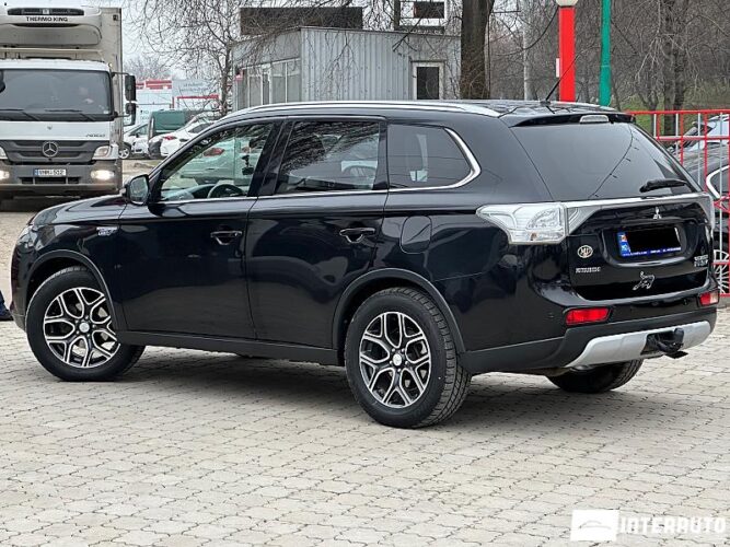 mitsubishi Outlander 2014