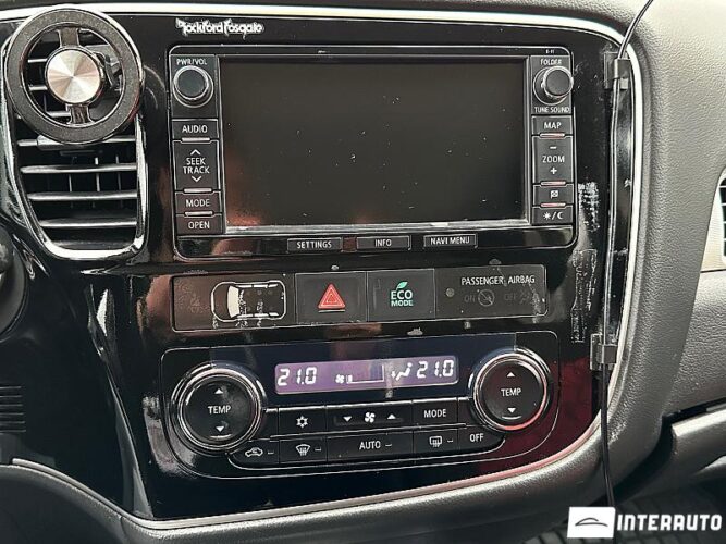 mitsubishi Outlander 2014