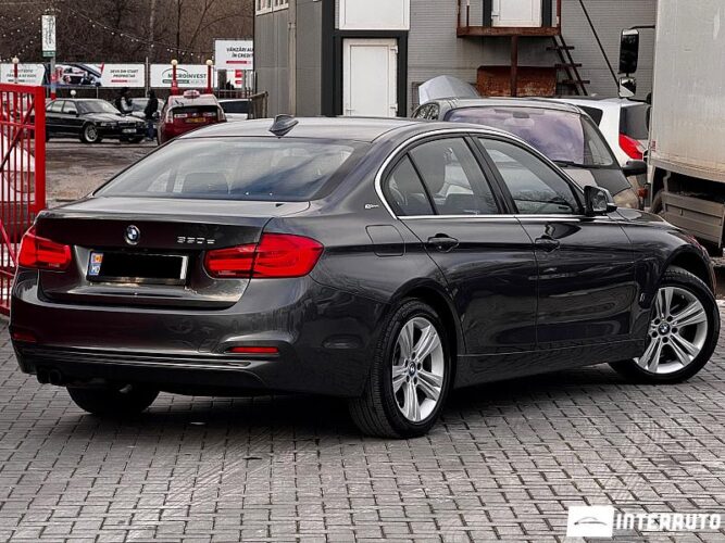 bmw 330E 2018