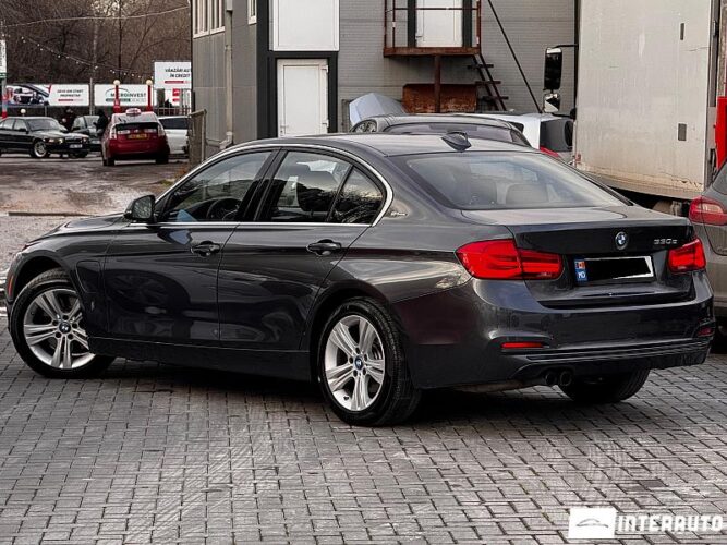 bmw 330E 2018