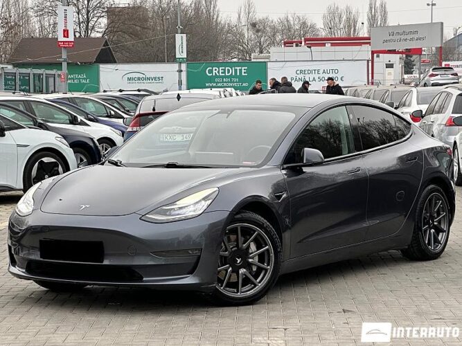 Tesla Model 3 2019 doar la InterAuto