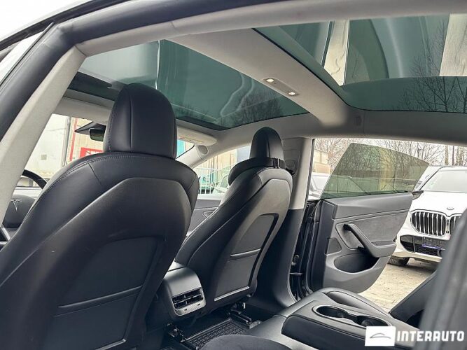 Tesla Model 3 41 tesla Model 3 2019