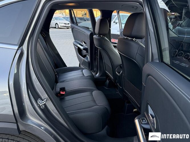 mercedes GLA 200 2025