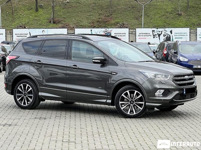 Ford Kuga 2018 doar la InterAuto