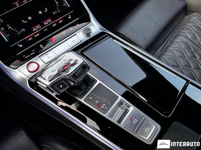 Audi S7 44 audi S7 2020