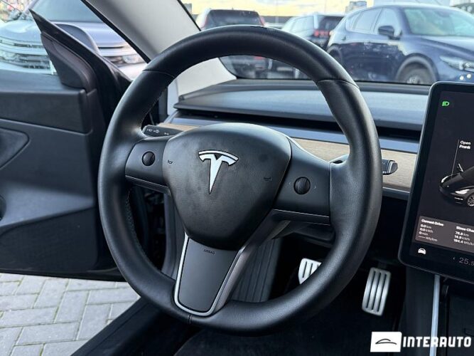 tesla Model 3 2019