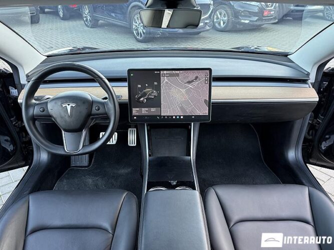 tesla Model 3 2019
