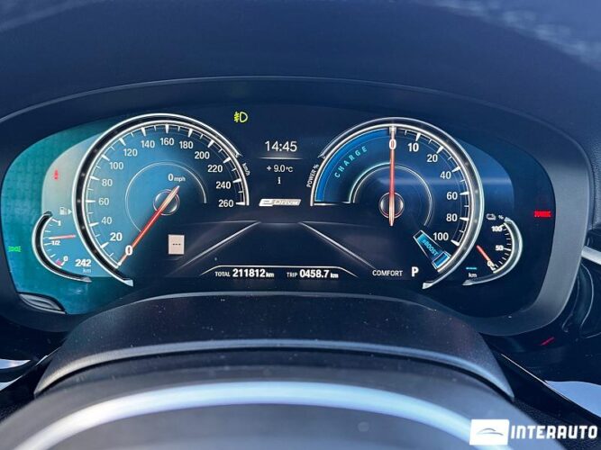 BMW 530e 44 bmw 530e 2017