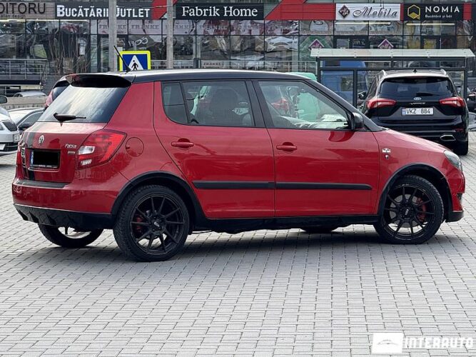 Skoda Fabia 33 skoda Fabia 2012