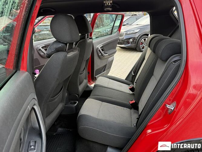 Skoda Fabia 42 skoda Fabia 2012