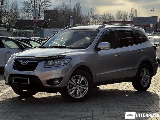 Hyundai Santa Fe 2011 doar la InterAuto