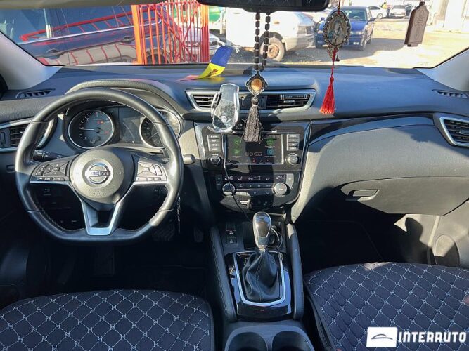 nissan Qashqai 2020