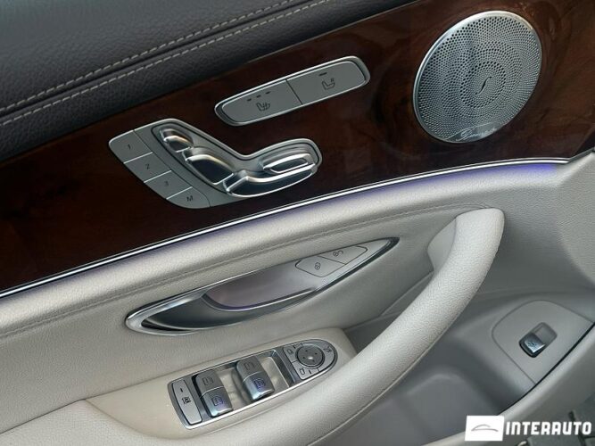 Mercedes E 300 42 mercedes E 300 2018