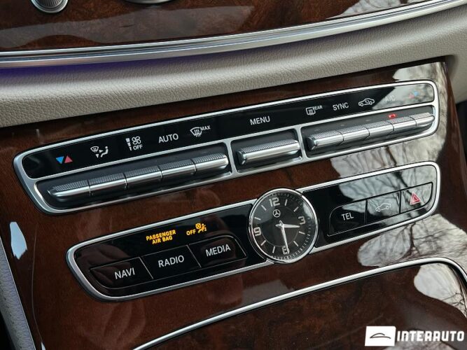 Mercedes E 300 53 mercedes E 300 2018