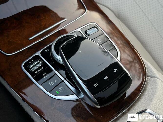 Mercedes E 300 54 mercedes E 300 2018