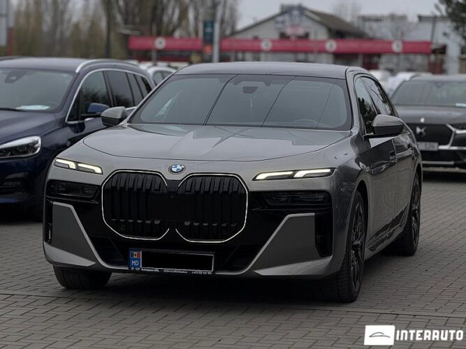 BMW 740 2023 doar la InterAuto